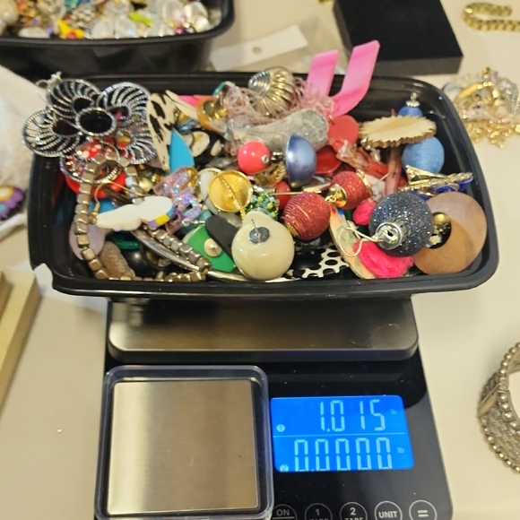 Other - 1 Lb Assorted Jewelry For Craft Making  #031626-1